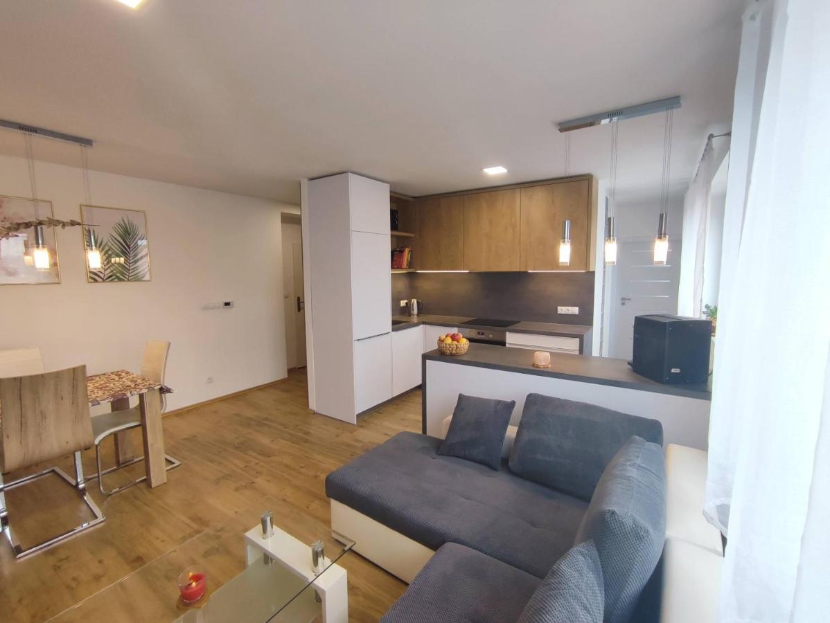 Pod Zamkem Apartment Mikulov